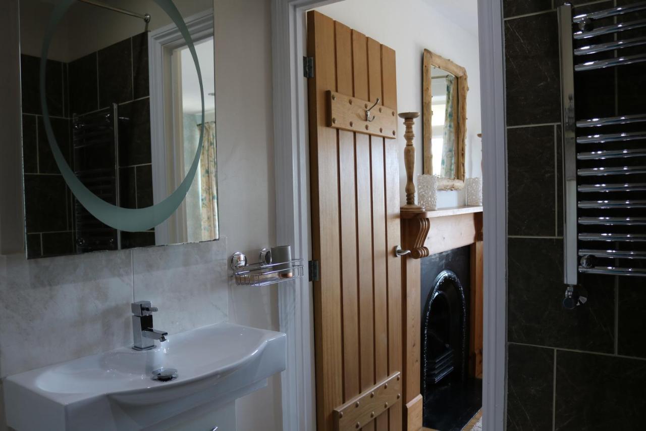 Large Cottage, 3 Beds All En-Suite, Small Village Location Overlooking Mousehole Penzance Buitenkant foto